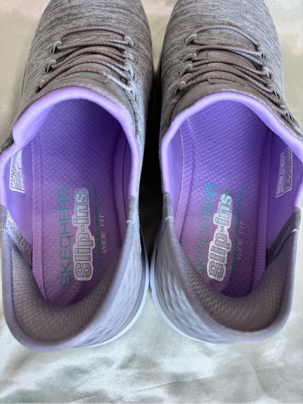 Skechers Slip Ins Women's Gray Athletic Sneakers with Lavender Accents size 8.5W - Picture 4 of 8